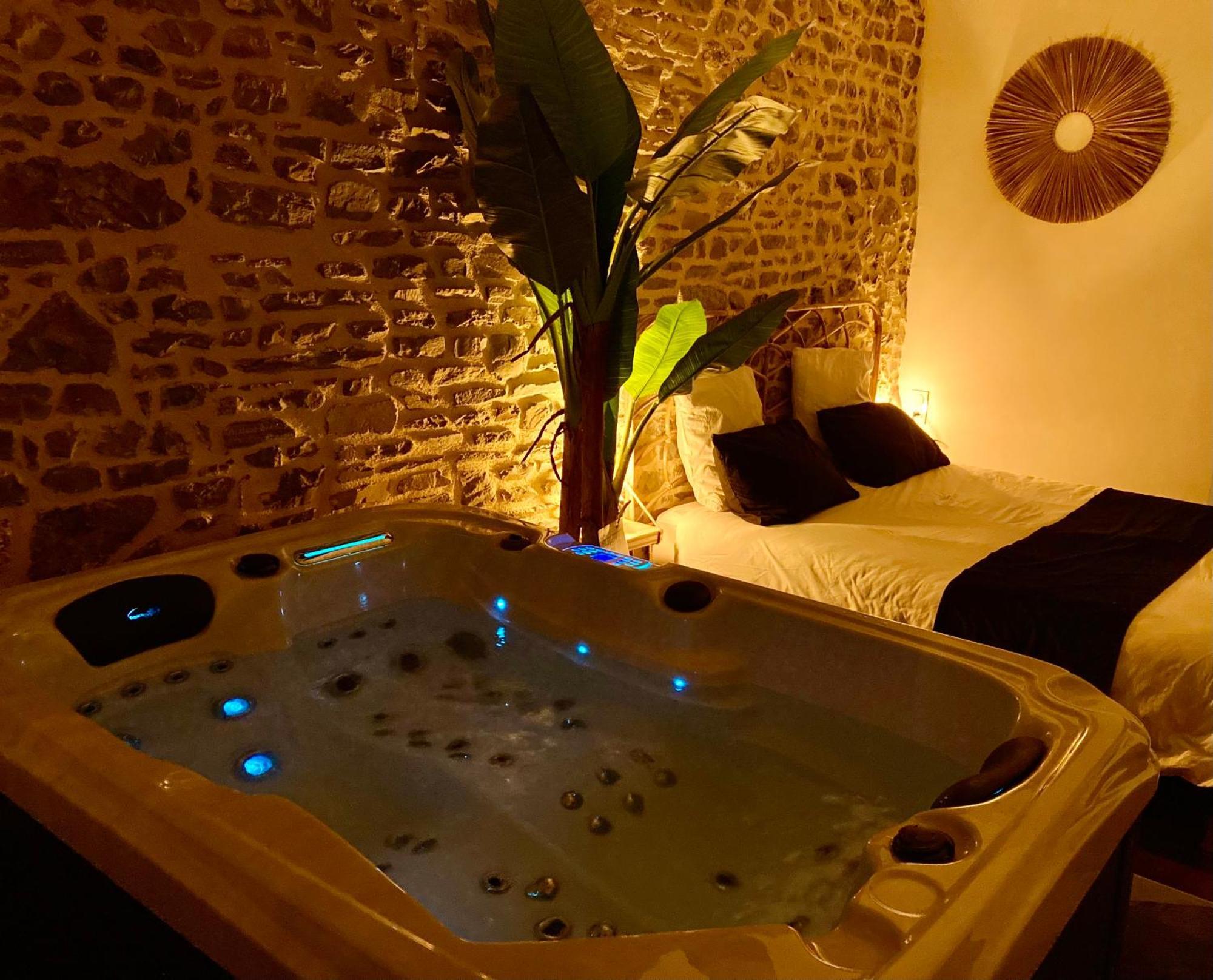 La Douce Nuit Fougeres Exterior foto